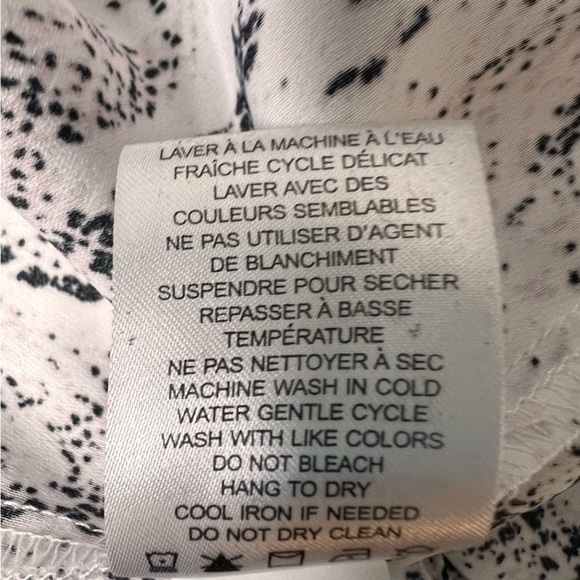 Maison Cinqcent White Snakeskin Blouse Size Small - Picture 11 of 11